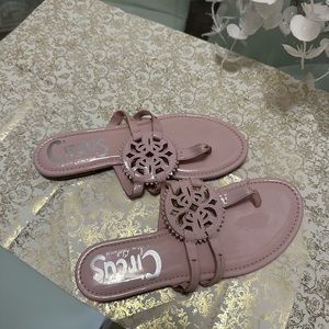Sandal